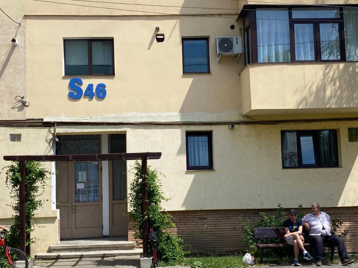Apartament S46 Roman Exteriör bild